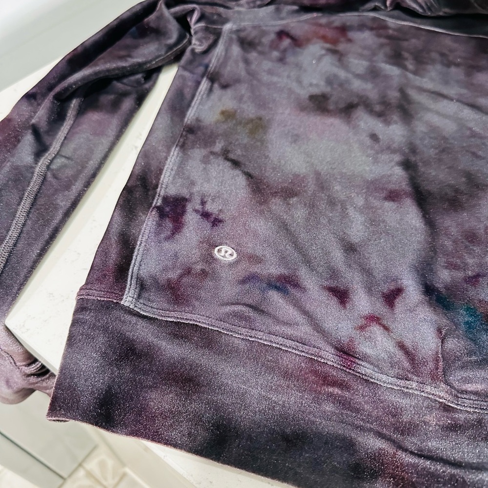 Lululemon velour sweatshirt